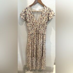 NWOT -DEE ELLY  Sz xs women’s Floral Print Maxi dress